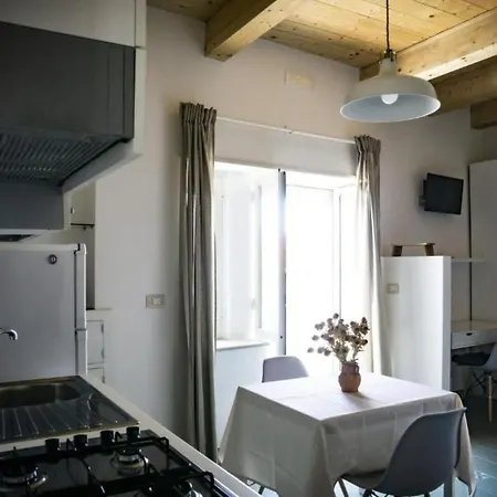 Apartman Grecale-terrasse By Interhome